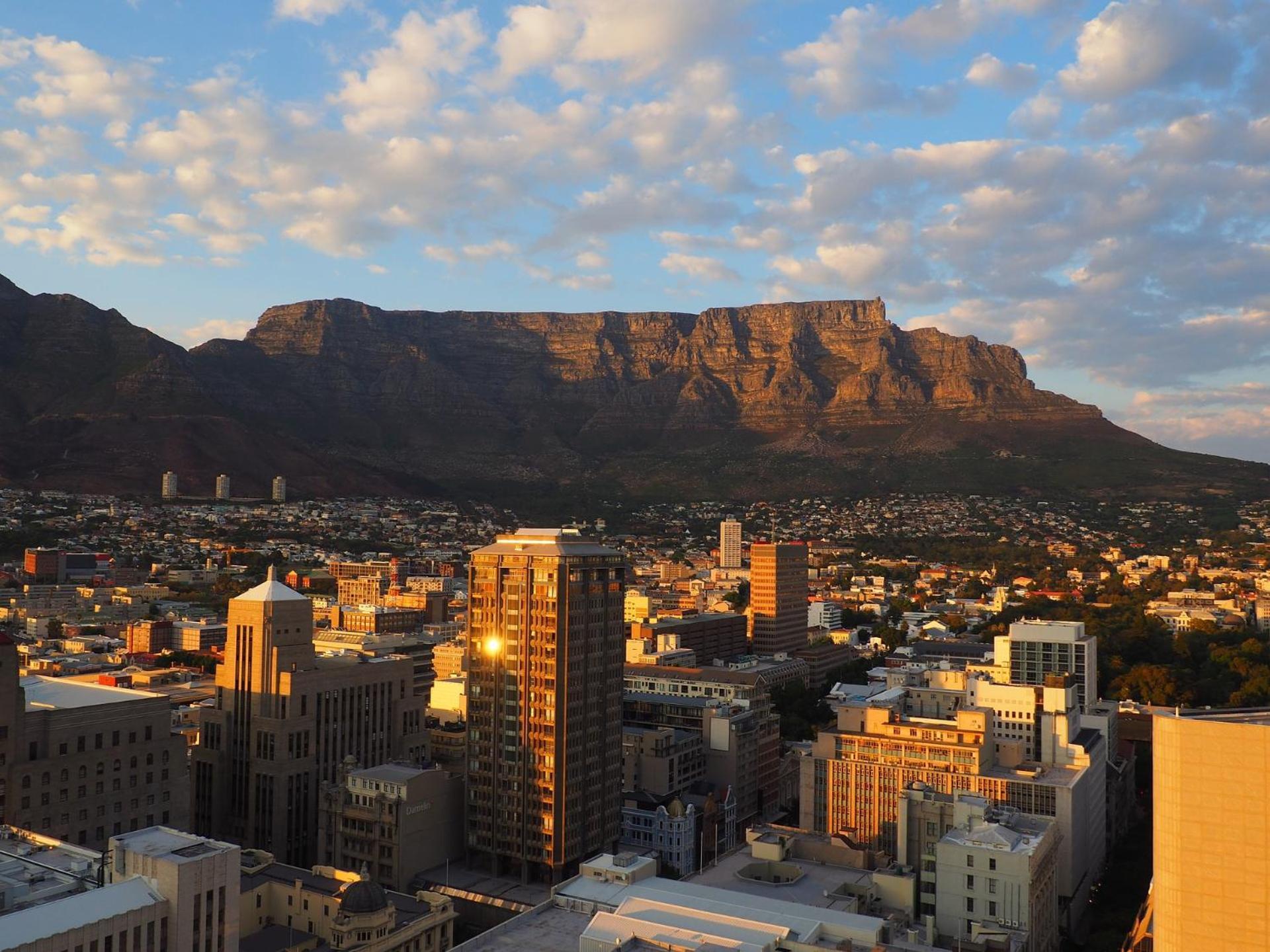 Docklands Deluxe One Bedroom By Itc Hospitality Cape Town