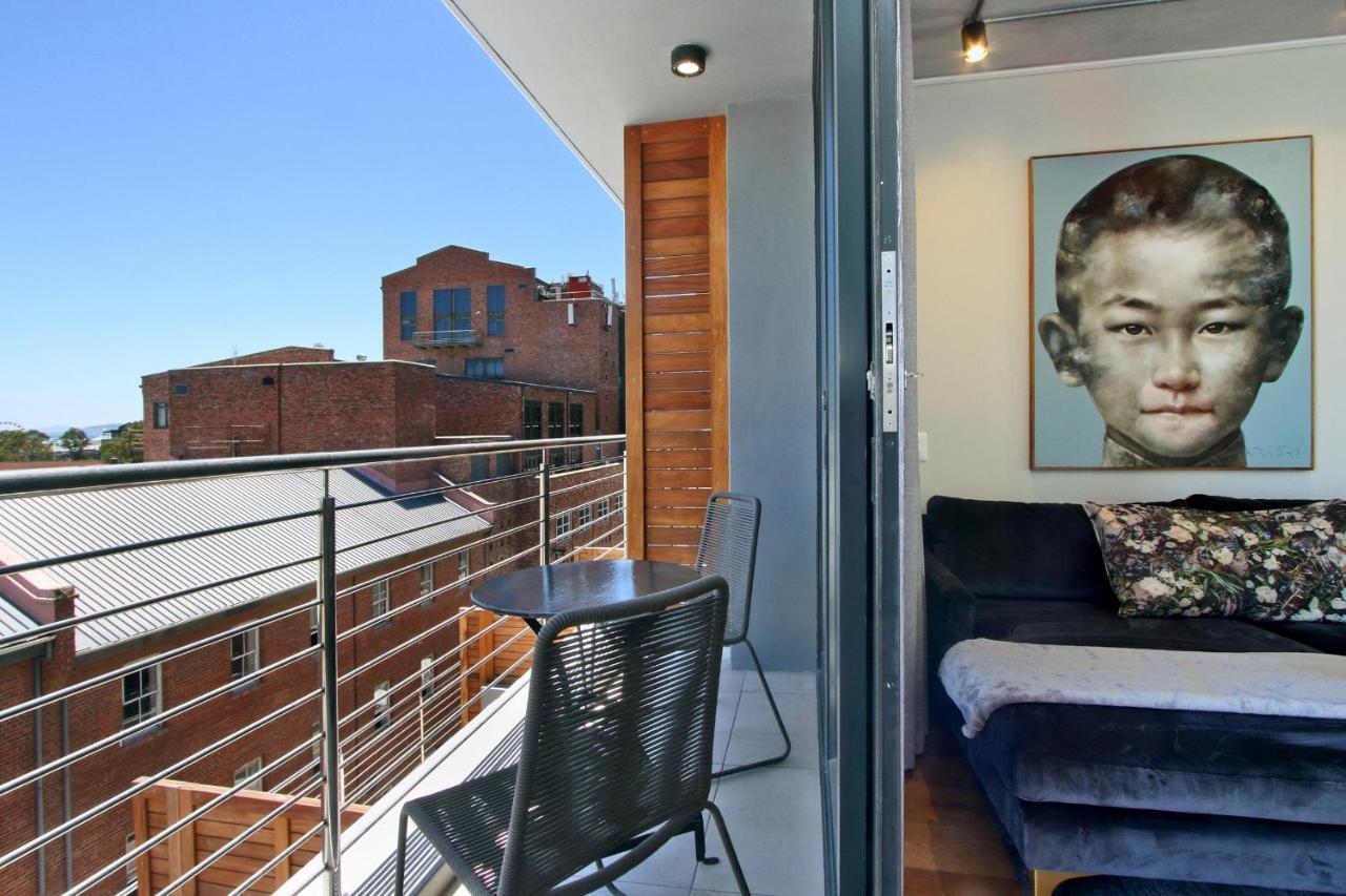 Docklands Deluxe One Bedroom By Itc Hospitality Apartment Cape Town